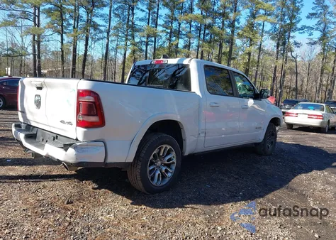 2021 Ram 1500 Laramie 4X4 5'7 Box z USA, uszkodzony, nr VIN 1C6SRFJT6MN513988